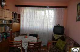 Apartament 3 camere, 49,8 mp, decomandat, etaj intermediar, zona Piata Flora