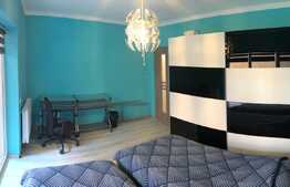 Apartament 2 camere, decomandat, 60 mp, gradina, parcare, zona Vivo