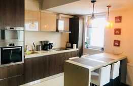 Apartament 3 camere, 76 mp, decomandat, zona Alphaville