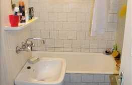 4 camere de vanzare la 5 minute de McDonalds, pret oportun