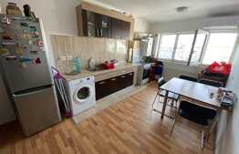 Vanzare 2 camere, 40 mp, pacare! Zona strazii Florilor!