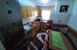 Apartament 3 camere, 65 mp, zona Racadau