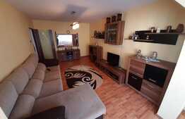 Apartament 3 camere, 65 mp, zona Racadau