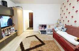 Woow!! Garsoniera la etaj intermediar, zona Parang