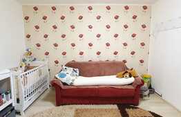 Woow!! Garsoniera la etaj intermediar, zona Parang