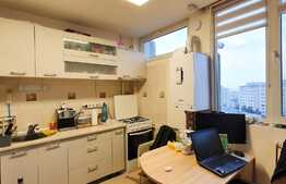 Woow!! Garsoniera la etaj intermediar, zona Parang