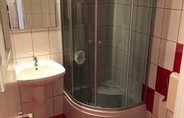 Apartament 3 camere, decomandat, etaj intermediar, Garaj, Boxa, Zona Parcului Iuliu Prodan