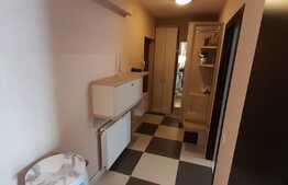 Apartament cochet, 2 camere decomandate, etaj1, AC, parcare, zona strazii Eroilor!