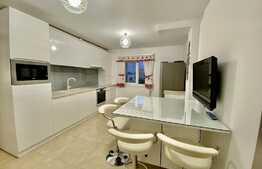 Apartament cu 2 camere, decomandat, 56mp, totul nou, lux/modern, garaj, zona Aleea Godeanu