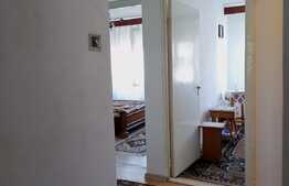Apartament 3 camere și 2 băi, decomandat, 60 mp, zona Craiter