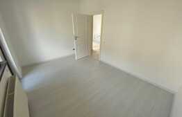 Oportunitate!!!!! 4 camere, 75.6 mp utili, parcare , finisat nou! Zona Sub Cetate!