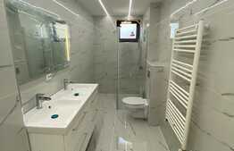 Oportunitate!!!!! 4 camere, 75.6 mp utili, parcare , finisat nou! Zona Sub Cetate!