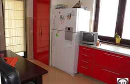 5 cam cu scara interioara in zona de case din Gheorgheni!