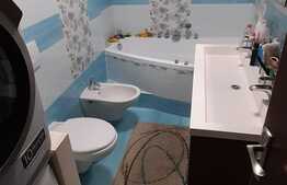 Apartament 3 camere, la cheie, parcare, debara, zona Florilor!