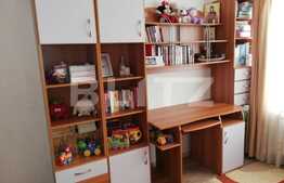 Apartament 3 camere, la cheie, parcare, debara, zona Florilor!