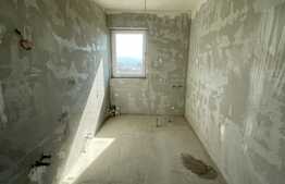 Apartament de vanzare, 4 camere, 121 mp, subsol 60 mp, 3 parcari, zona Voronet