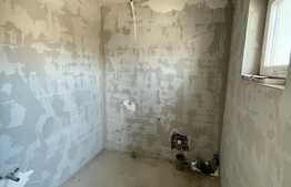 Apartament de vanzare, 4 camere, 121 mp, subsol 60 mp, 3 parcari, zona Voronet