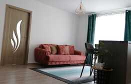 Apartament cu 3 camere, 63mp, balcon, zona Terra