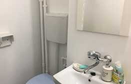 Garsoniera semidecomandata, spatioasa, cu priveliste spre padure.