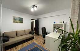 Apartament de 3 camere, decomandat, 60mp, zona Racadau 