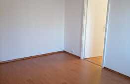 Apartament cu 3 camere, 70 mp, nemobilat, Gemenii