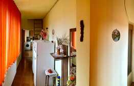 Casa de vanzare 4 camere Schei