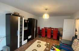 Apartament 2 camere, decomandat, zona Terra