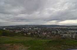 Apartament 2 camere, gradina 250 mp, parcare, boxa, panorama mobilat si utilat lux