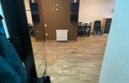 Apartament cu 3 camere, 74 mp, parcare, zona strazii Florilor