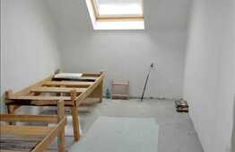 Mansarda cu 4 camere in  bloc nou cu lift, semifinisat