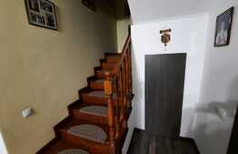 Casa de vanzare, 200 mp, teren de 800 mp, Cartier Izvor