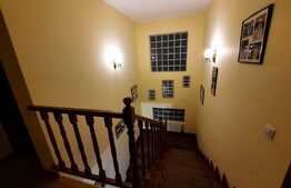 Casa de vanzare, 200 mp, teren de 800 mp, Cartier Izvor