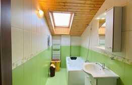 3 dormitoare decomandate,2 bai, 1 terasa, 120 mp, zona Centrala