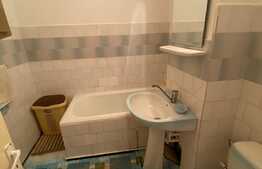 Apartament 3 camere, 70 mp, decomandat, zona Triaj 