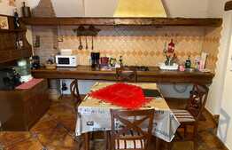 Proprietate cu stil clasic in Piata Sfatului!