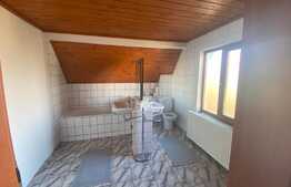 Casa ta de vis, in Bran!