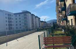 Apartament 2 camere, 50 mp, decomandat, parcare, boxa, zona Tractorul 