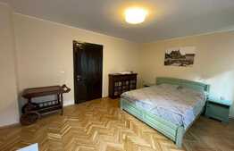 Apartament de 2 camere, 100 mp, lux,  in Centrul Vechi