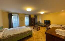Apartament de 2 camere, 100 mp, lux,  in Centrul Vechi