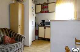 De vanzare apartament cu 2 camere, 56 mp utili