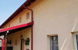 Duplex de vanzare, 98 mp, 201 mp teren, front 12.5 ml, zona Florilor