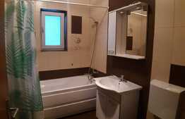 Apartament 2 camere, 50 mp, loc de parcare, zona Eroilor!