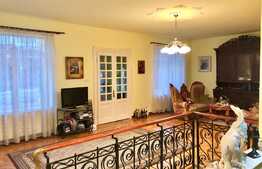 Casa individuala 400 mp cu 7 camere, 2000 mp teren, zona Taietura Turcului