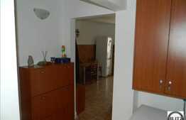 Apartament de vanzare, 3 camere, deomandat,boxa la subsol, zona Intre Lacuri!