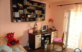 Apartament de vanzare, 3 camere, deomandat,boxa la subsol, zona Intre Lacuri!