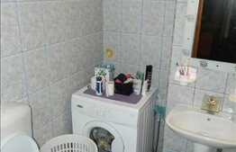 Vanzare apartament cu 4 camere, 91 mp, decomandat,  garaj