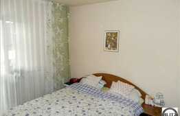 Vanzare apartament cu 4 camere, 91 mp, decomandat,  garaj