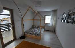 Casa de vanzare, 220 mp, teren de 850 mp, Sanpetru