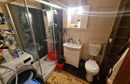 OPORTUNITATE! 3 camere, scara interioara, 70mp! Zona strazii Florilor!