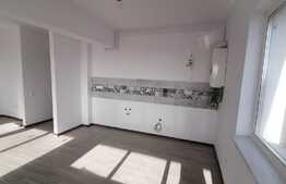 Apartament 2 camere, etaj intermediar, zona PETROM 